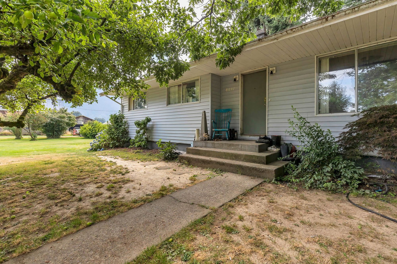 Listing Image 3