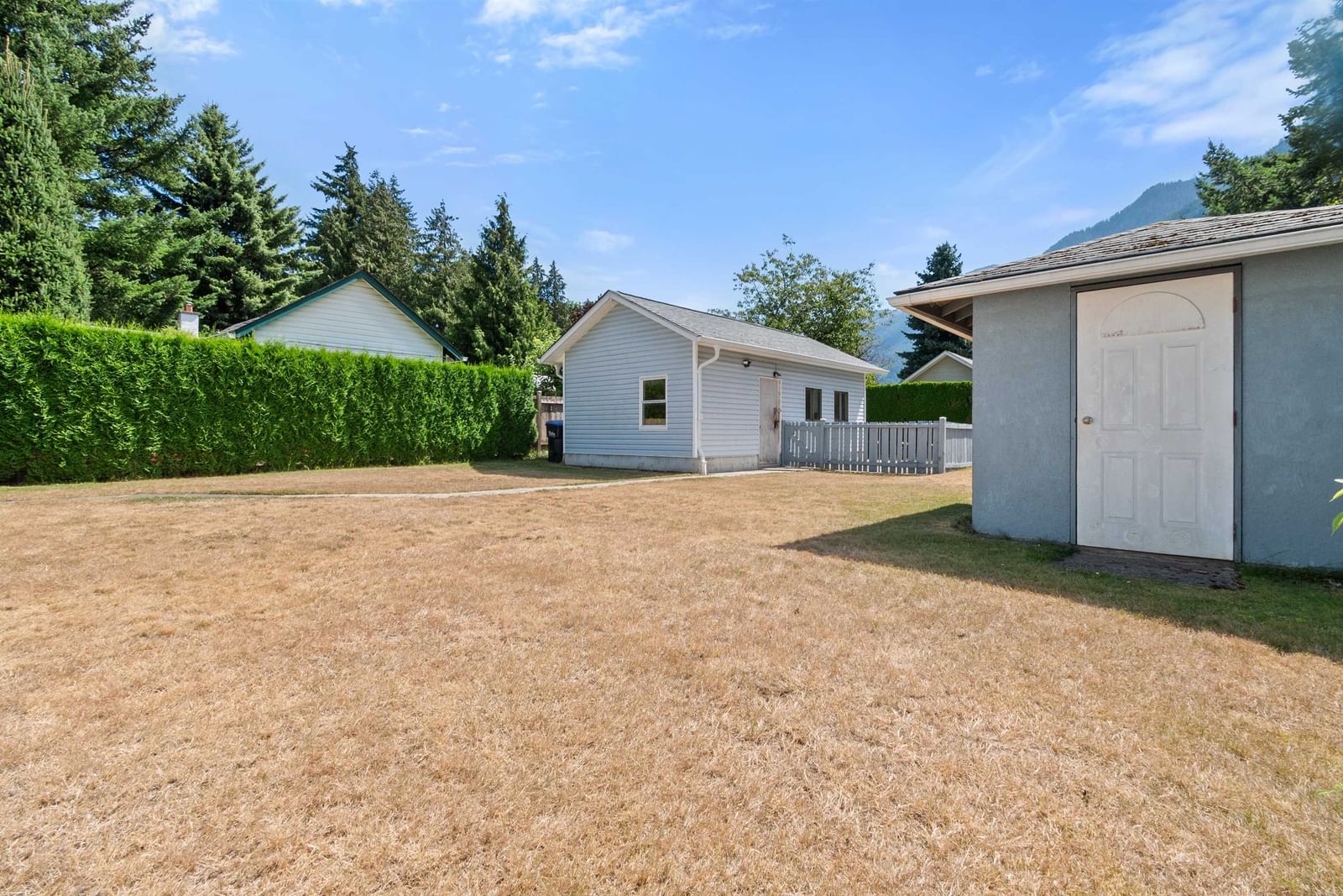 Listing Image 18