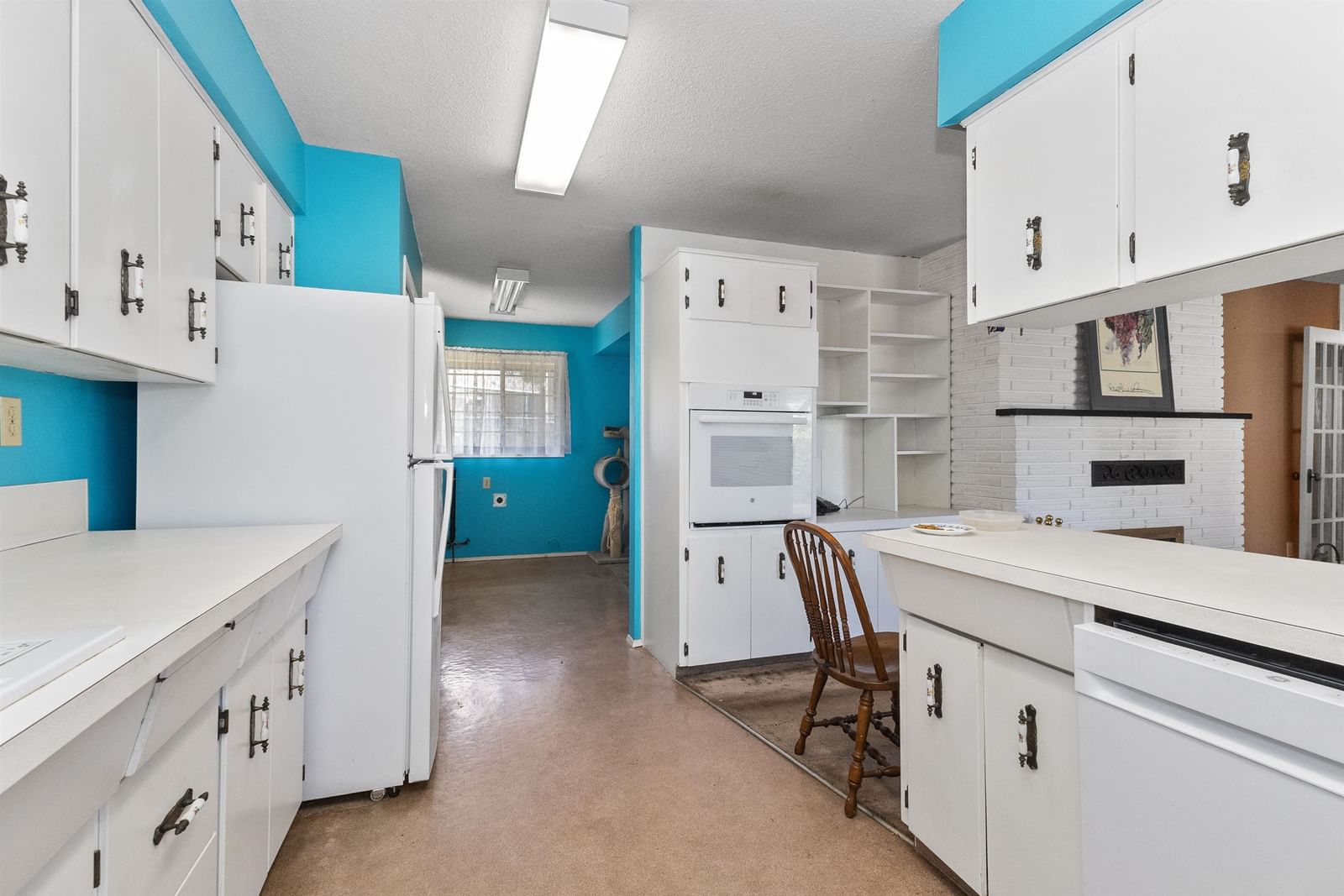 Listing Image 19