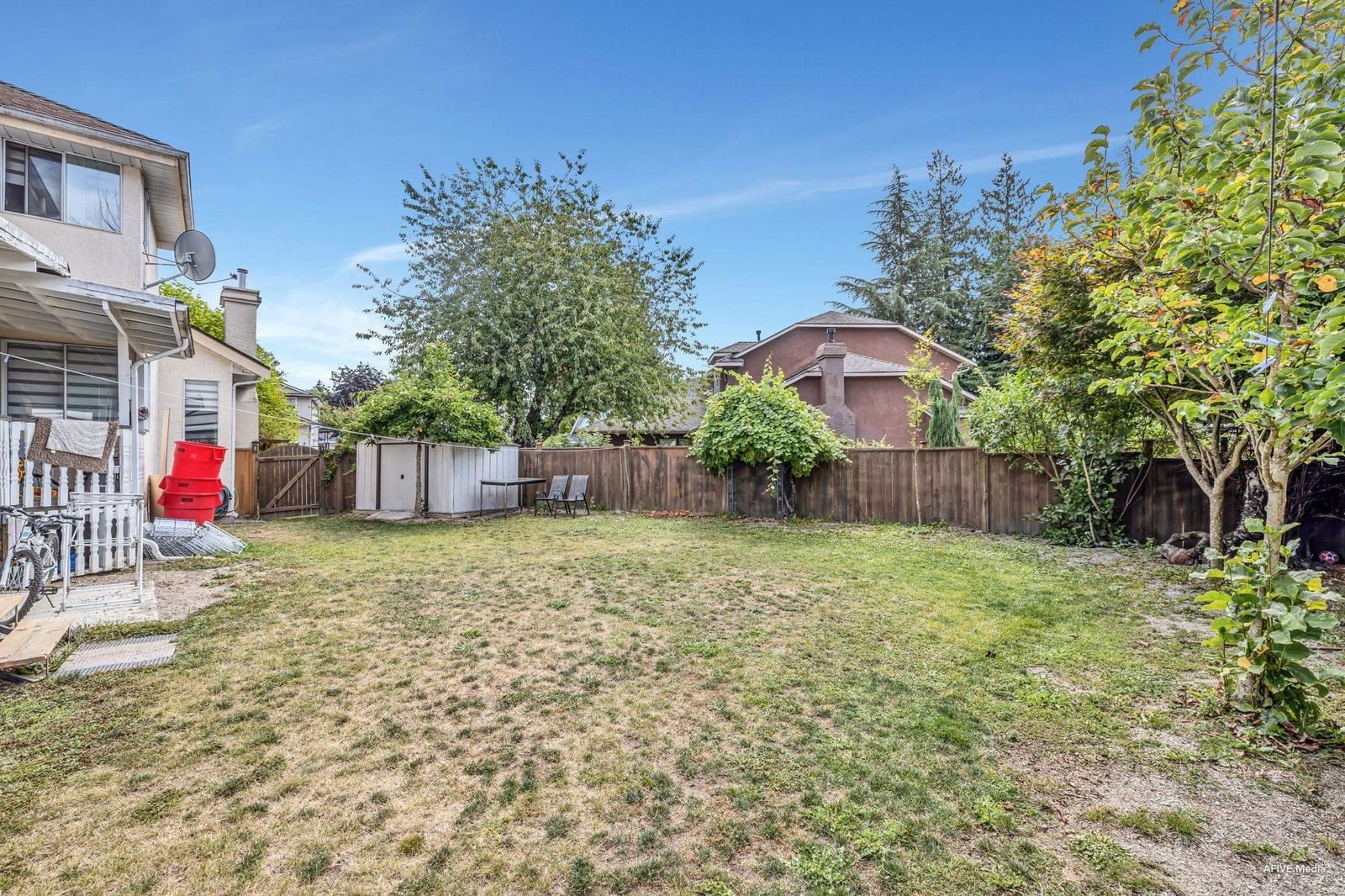 Listing Image 37