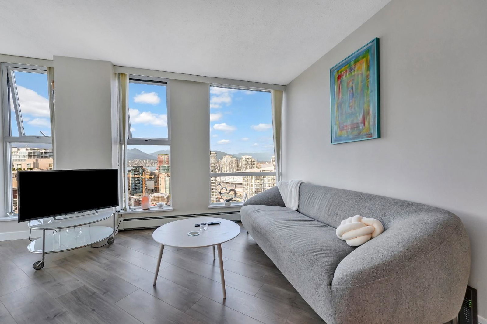 Listing Image 15