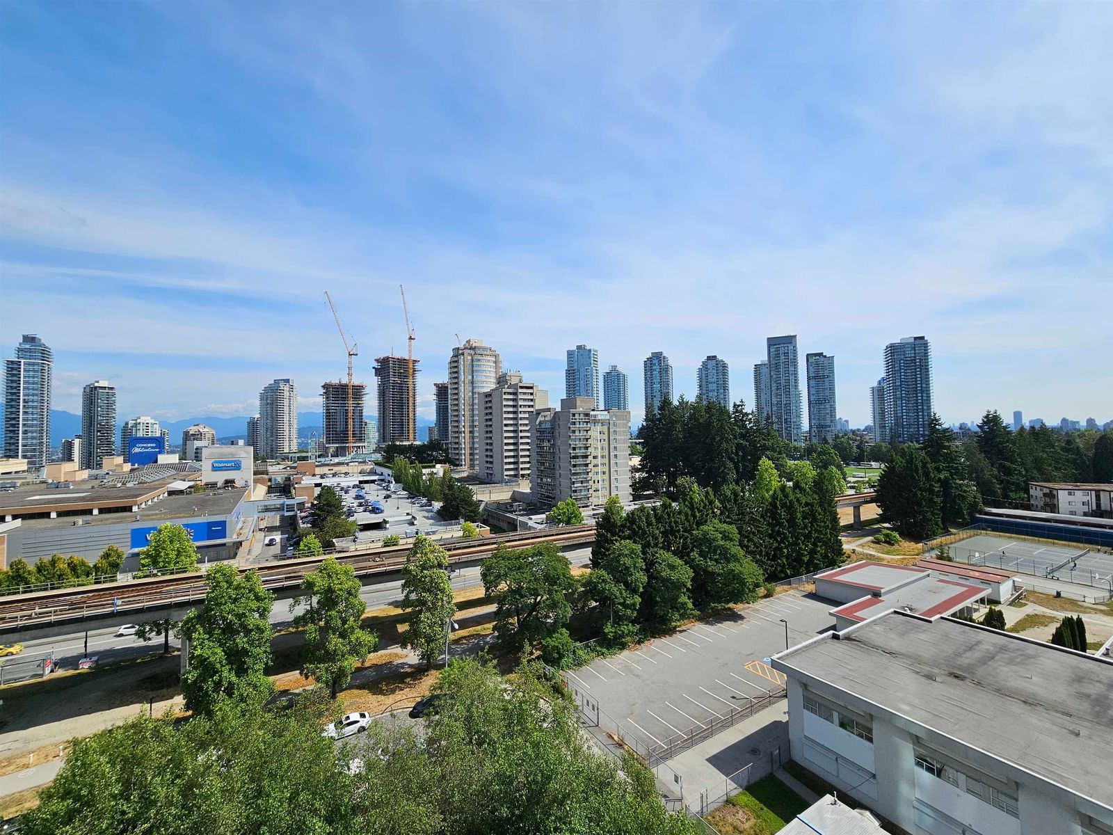 Listing Image 11