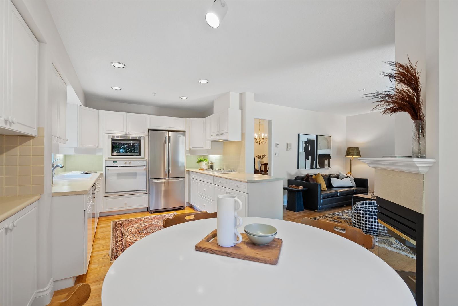 Listing Image 15