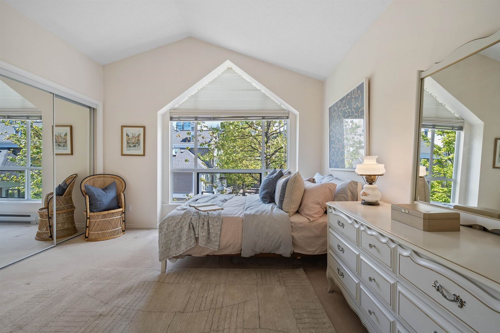 Listing Image 29