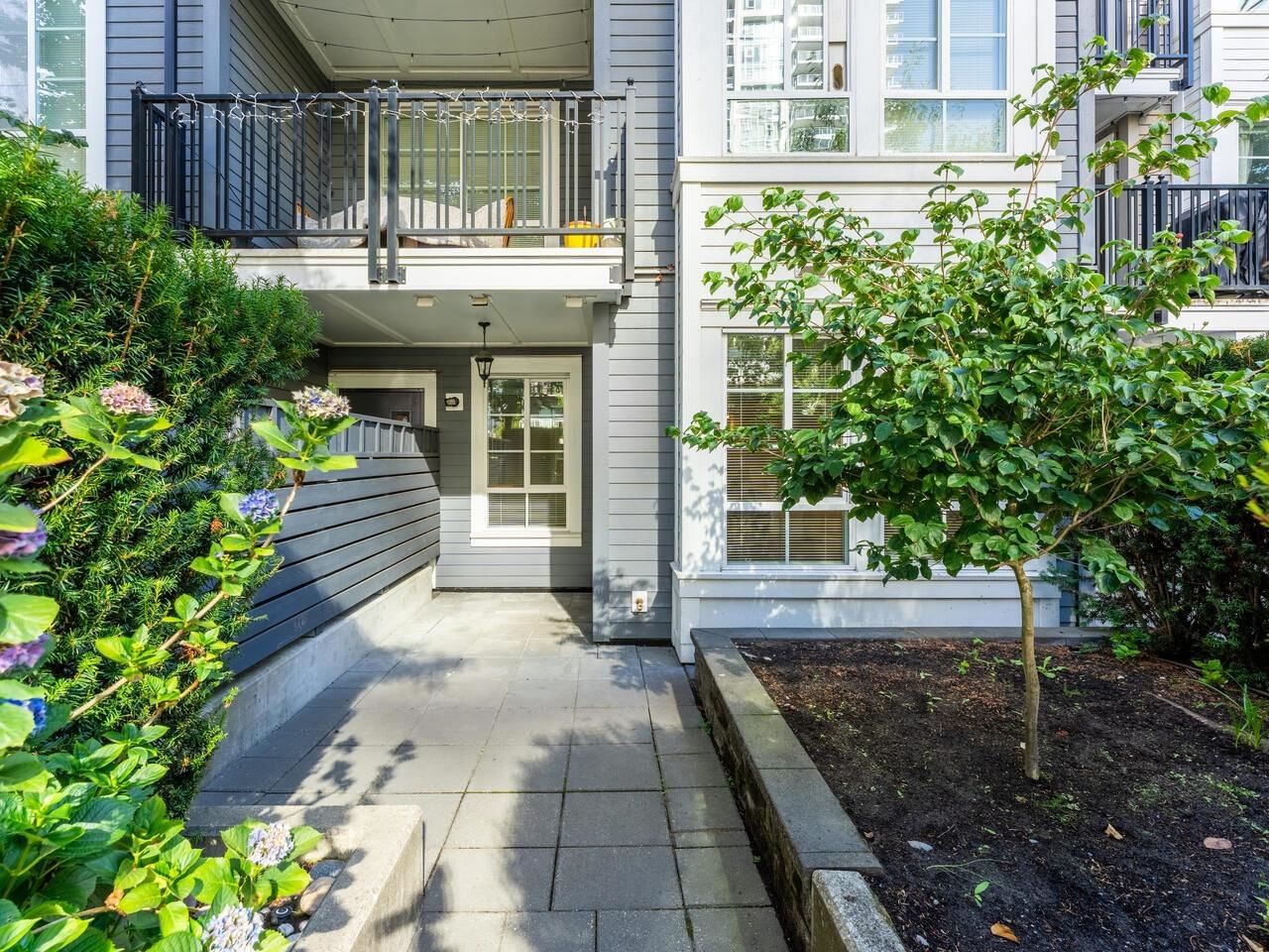 Listing Image 17