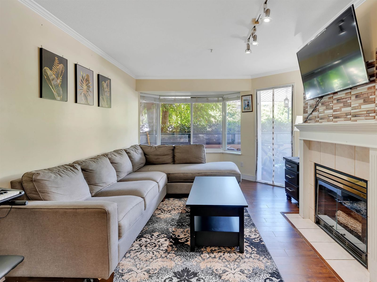 Listing Image 18