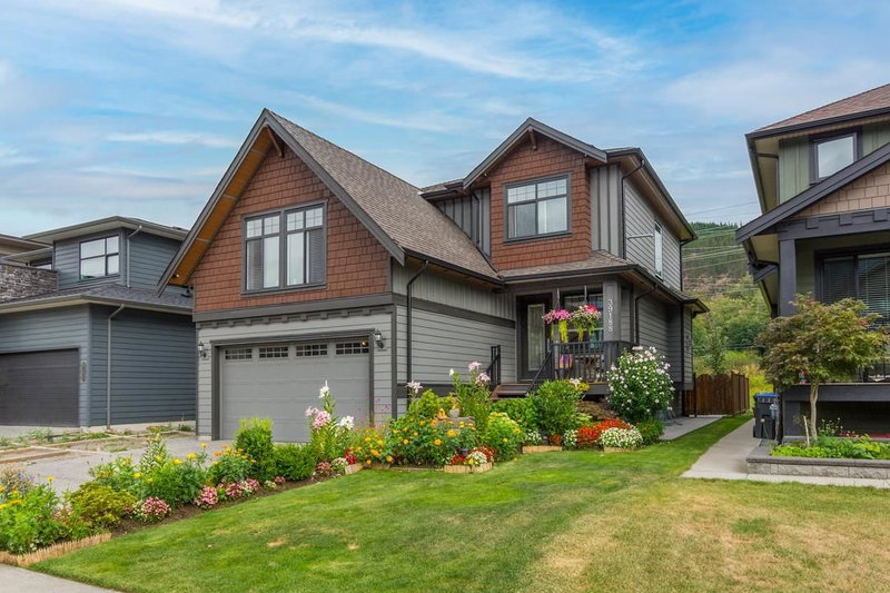 39188 Cardinal Drive, Squamish, V8B 0V3 | Image 2