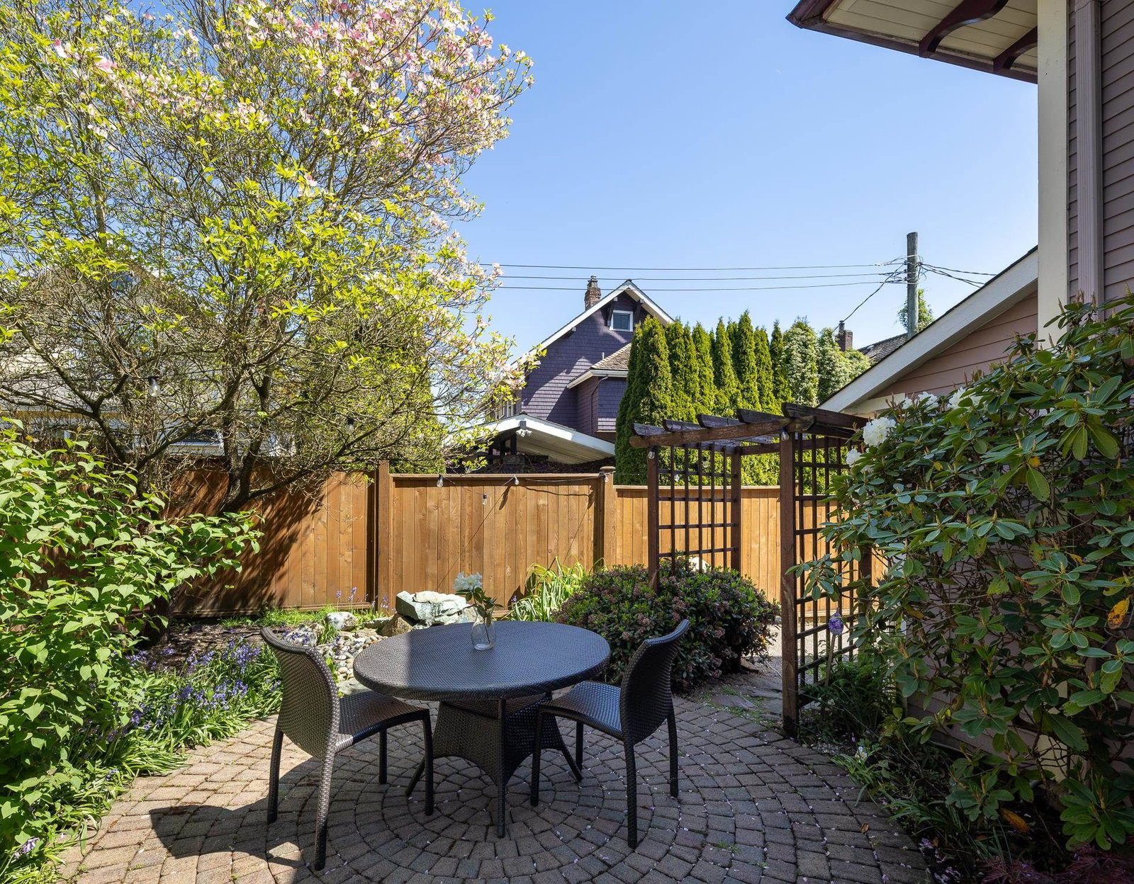 Listing Image 18