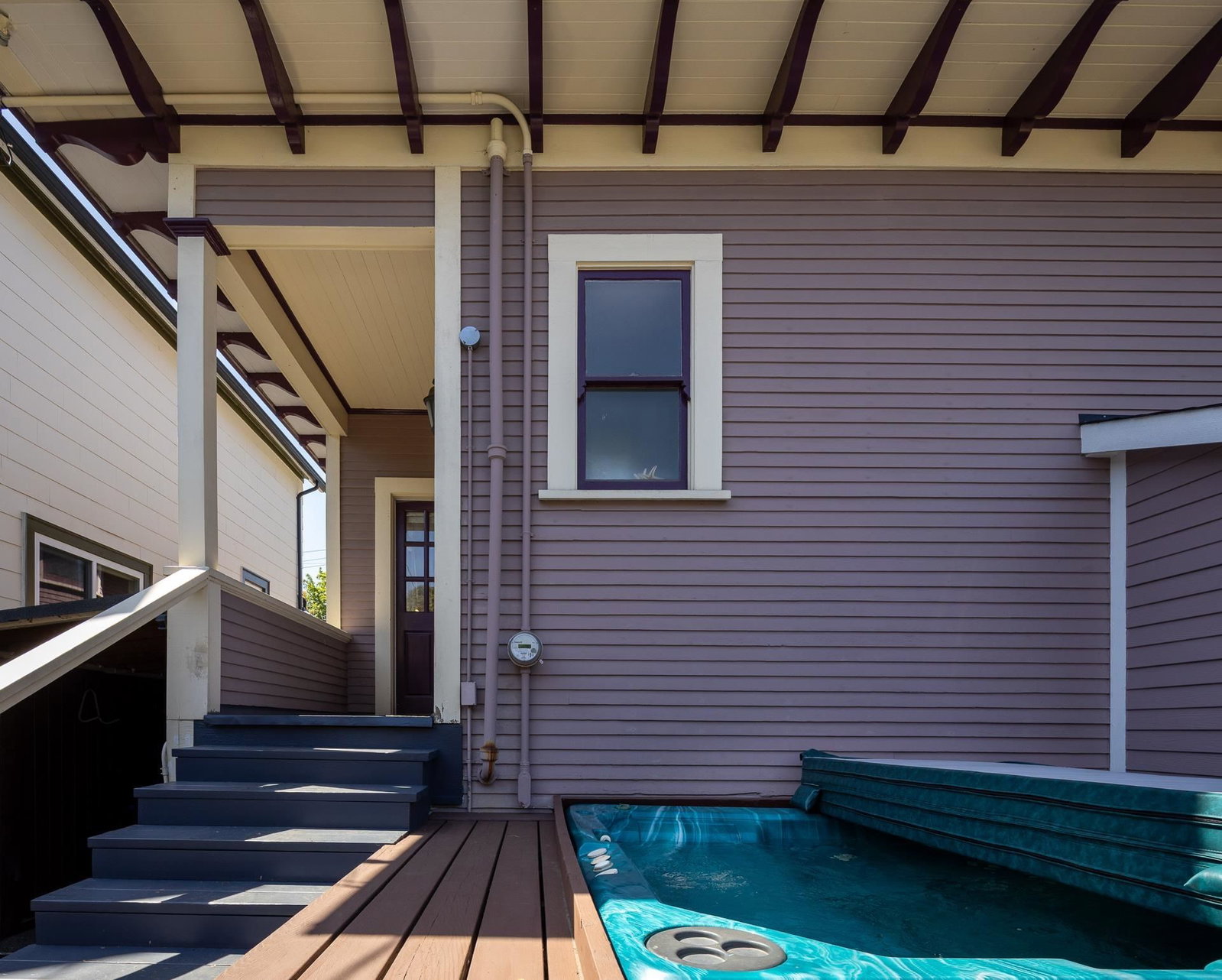 Listing Image 24