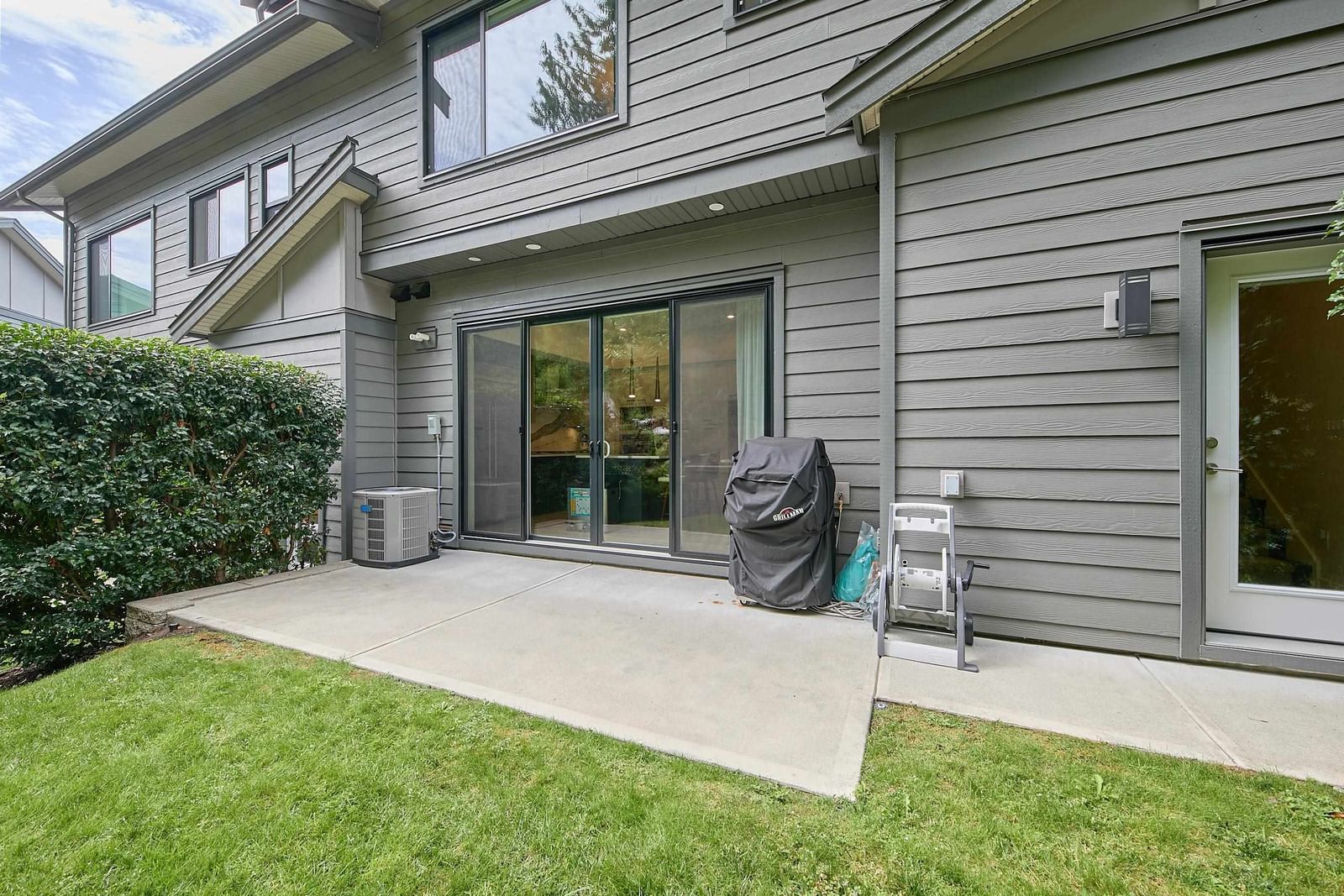 Listing Image 33