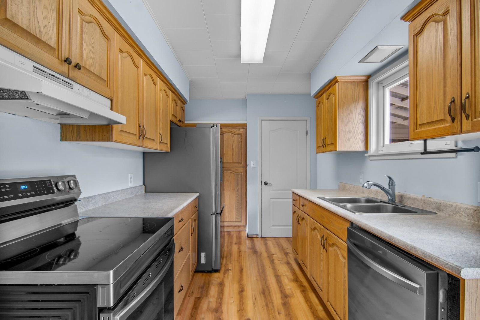 Listing Image 21