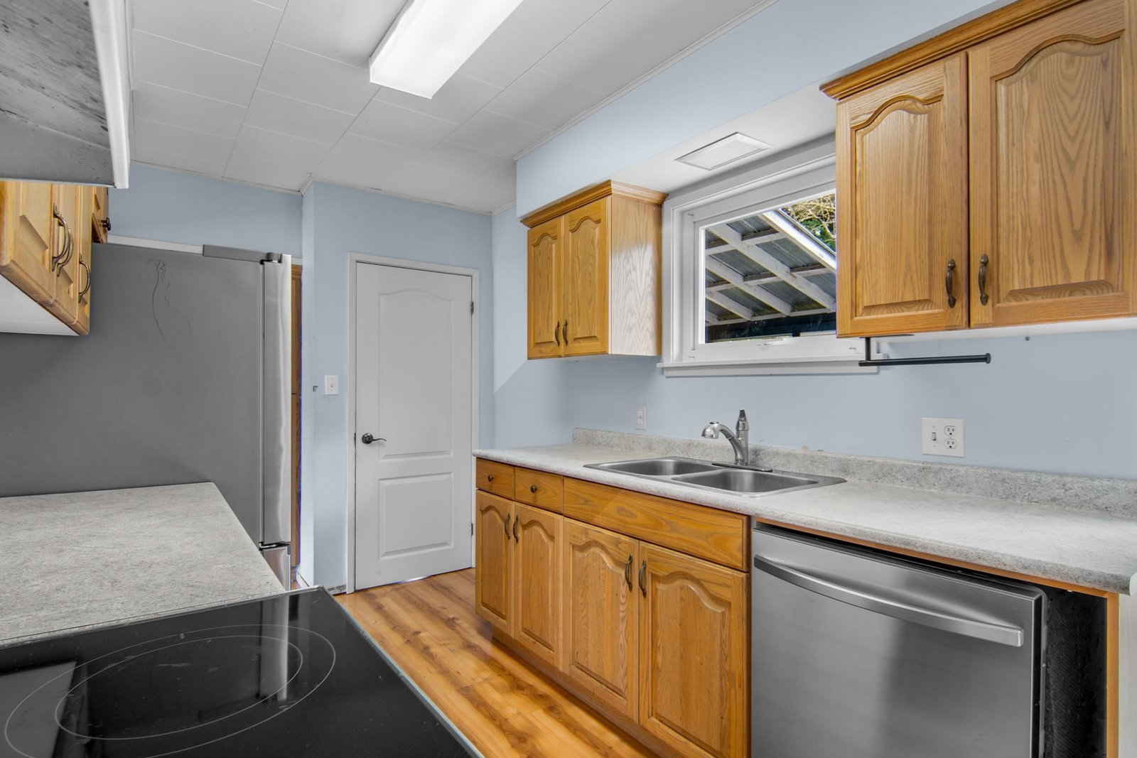Listing Image 22