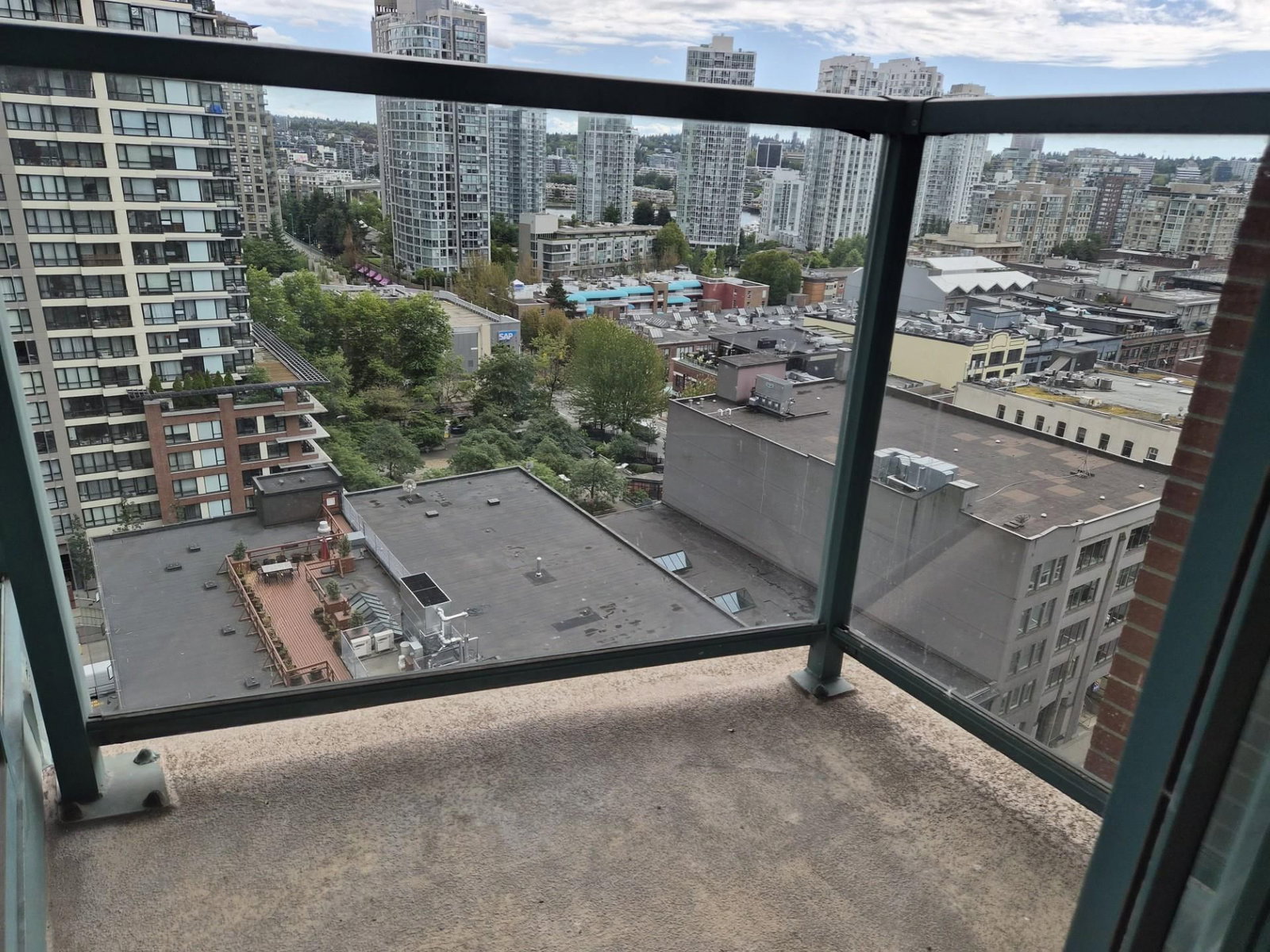 Listing Image 22