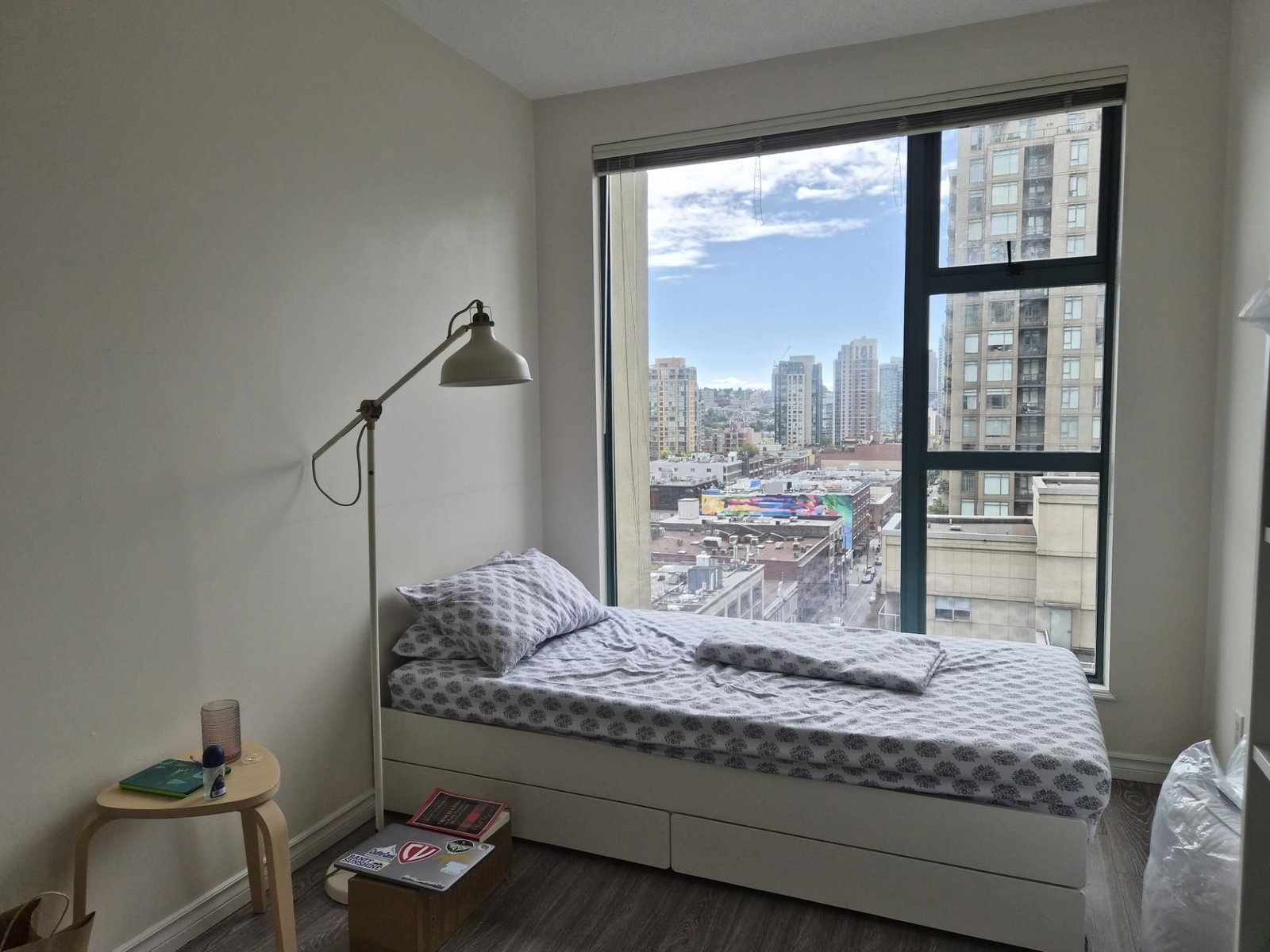 Listing Image 9