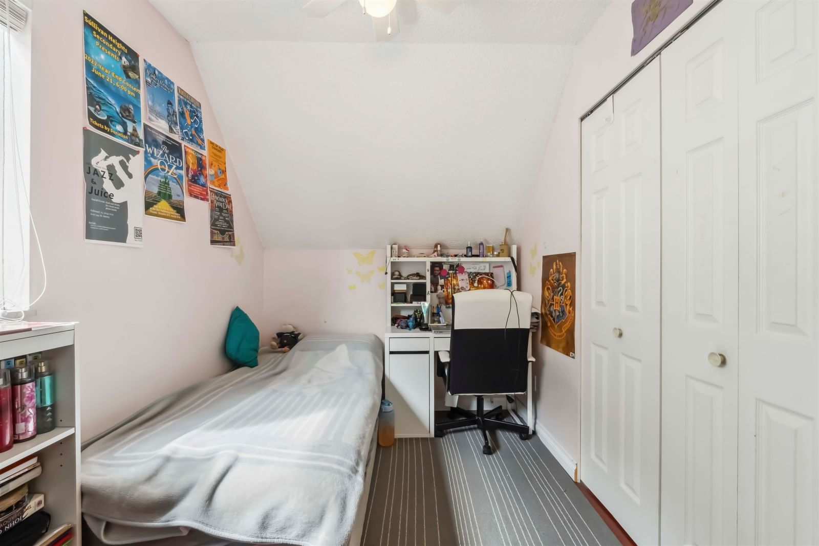 Listing Image 16