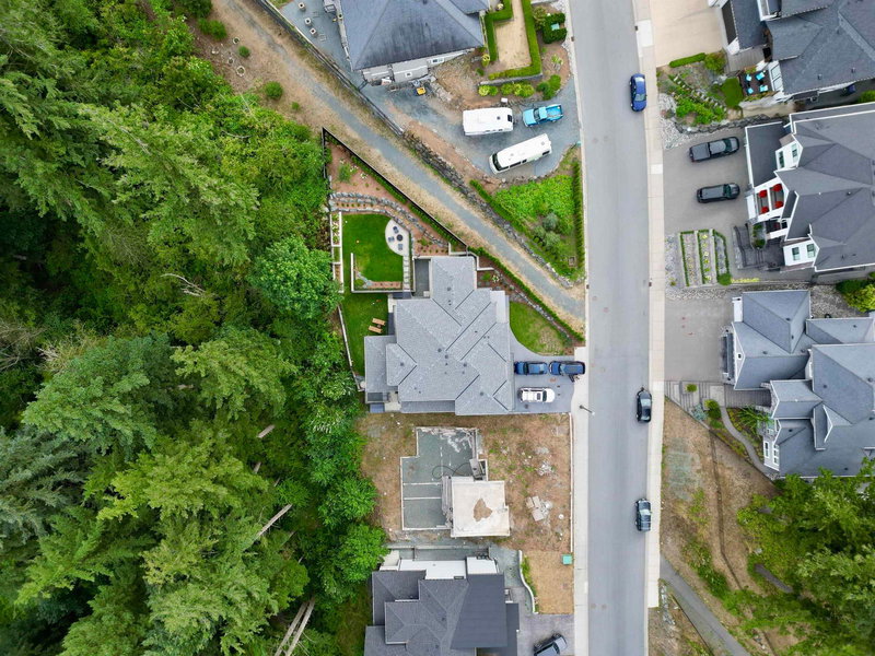 5482 Crimson Ridge, Chilliwack, V2R 6H7 | Image 2