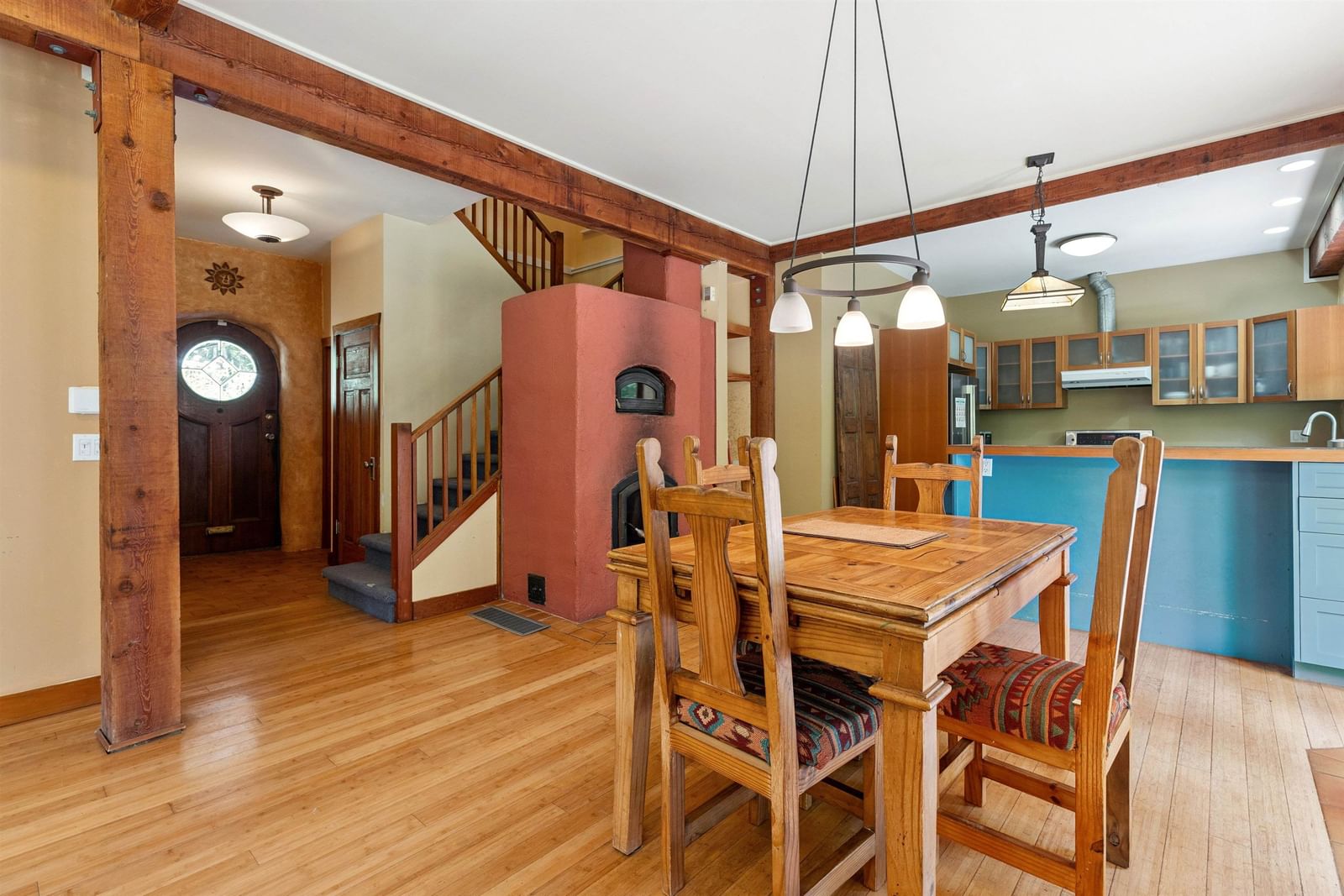 Listing Image 10