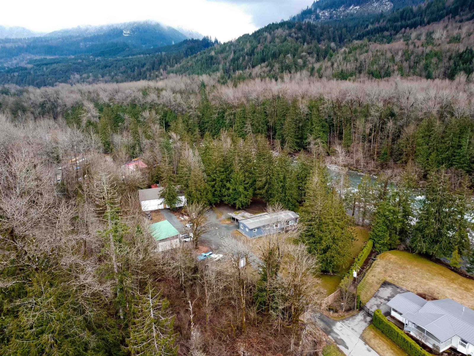 Listing Image 10