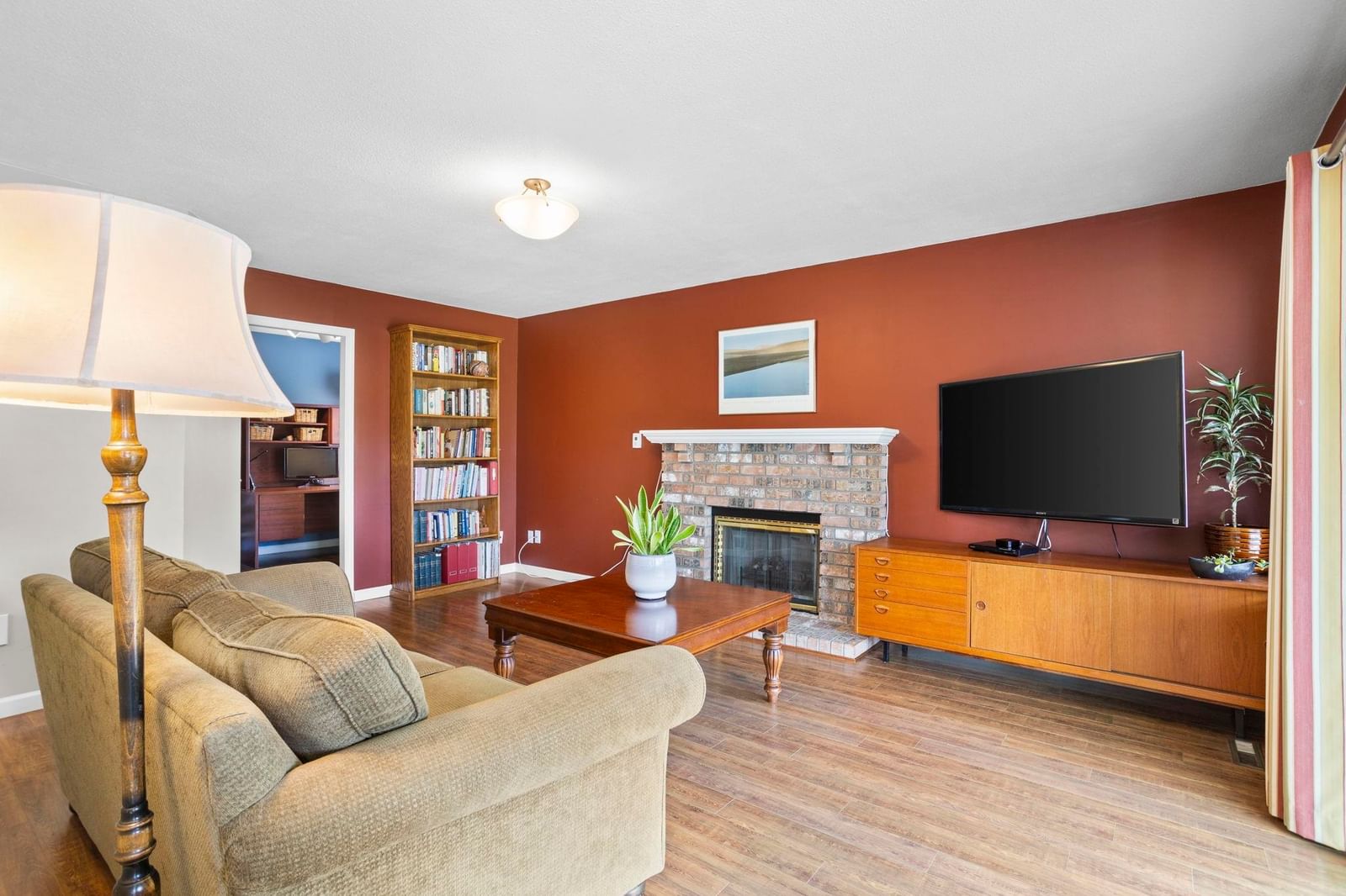 Listing Image 18
