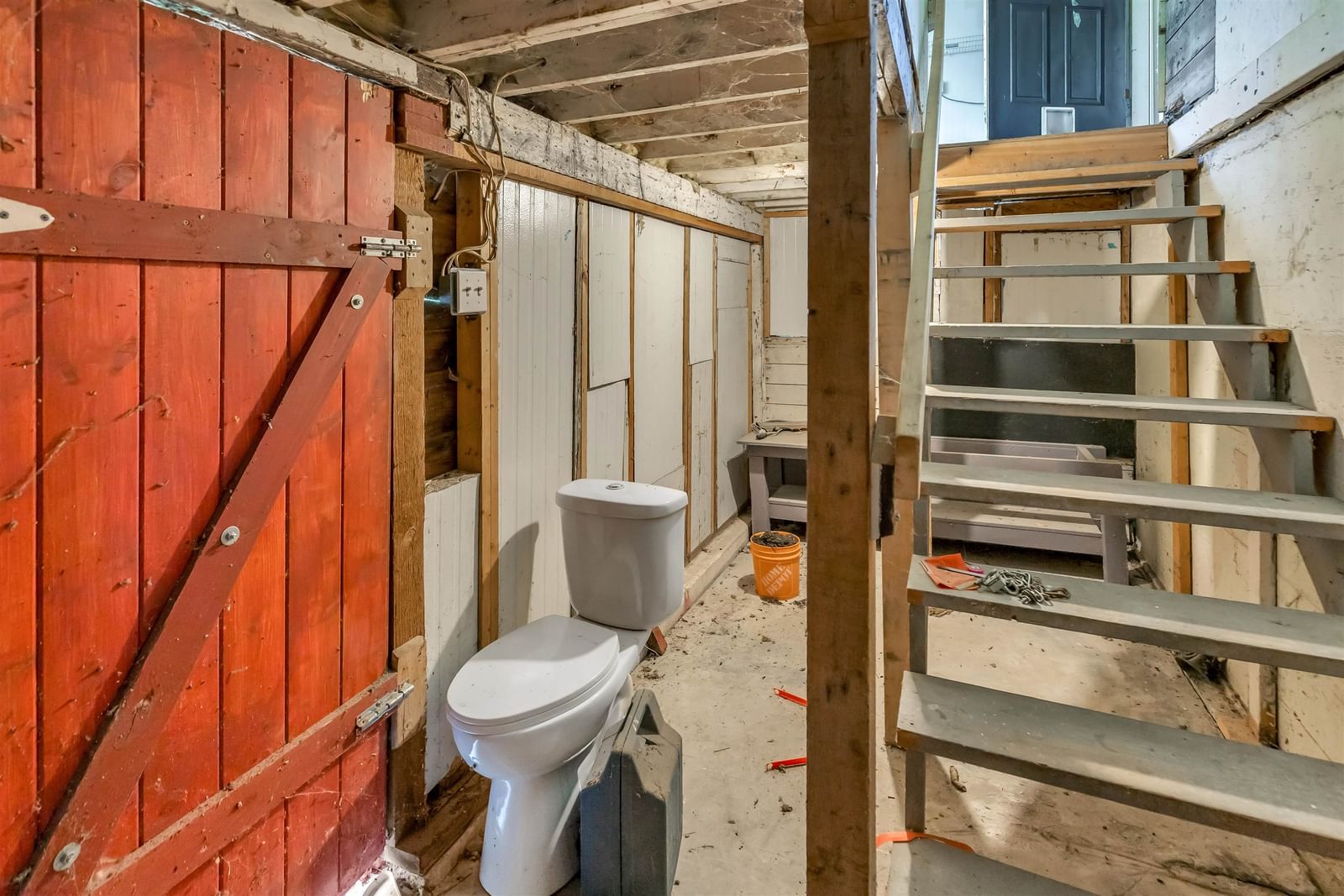 Listing Image 19