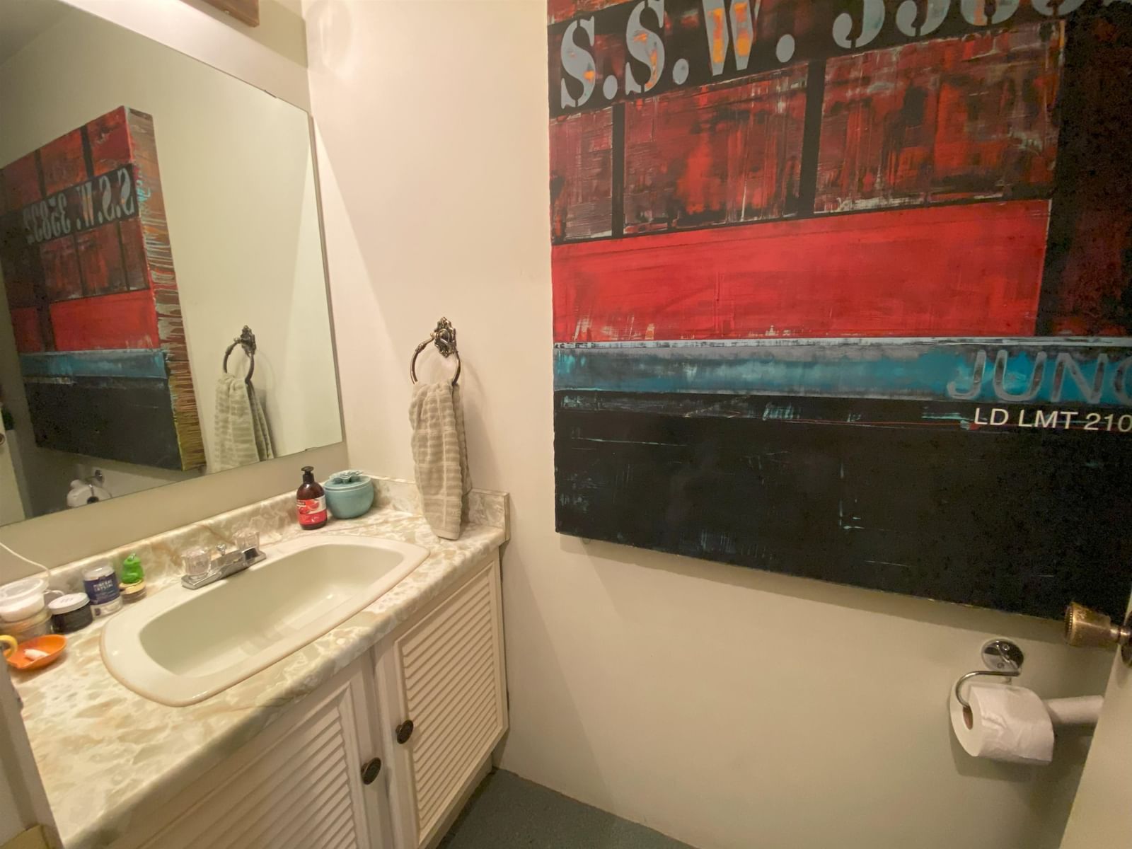 Listing Image 15