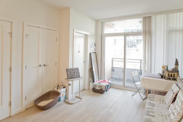 Listing Image 5