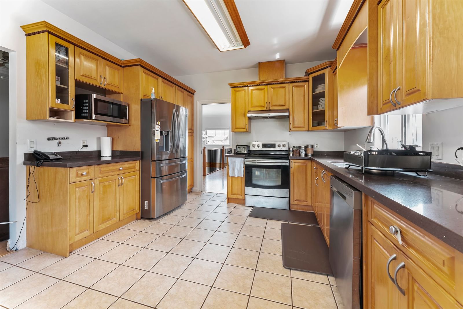 Listing Image 16
