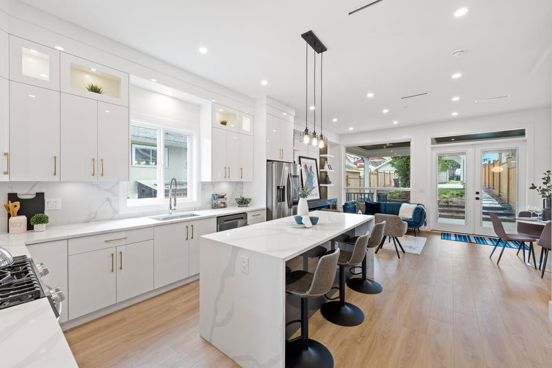 1 - 122 Eighth Avenue, New Westminster, V3L 1X8 | Image 3