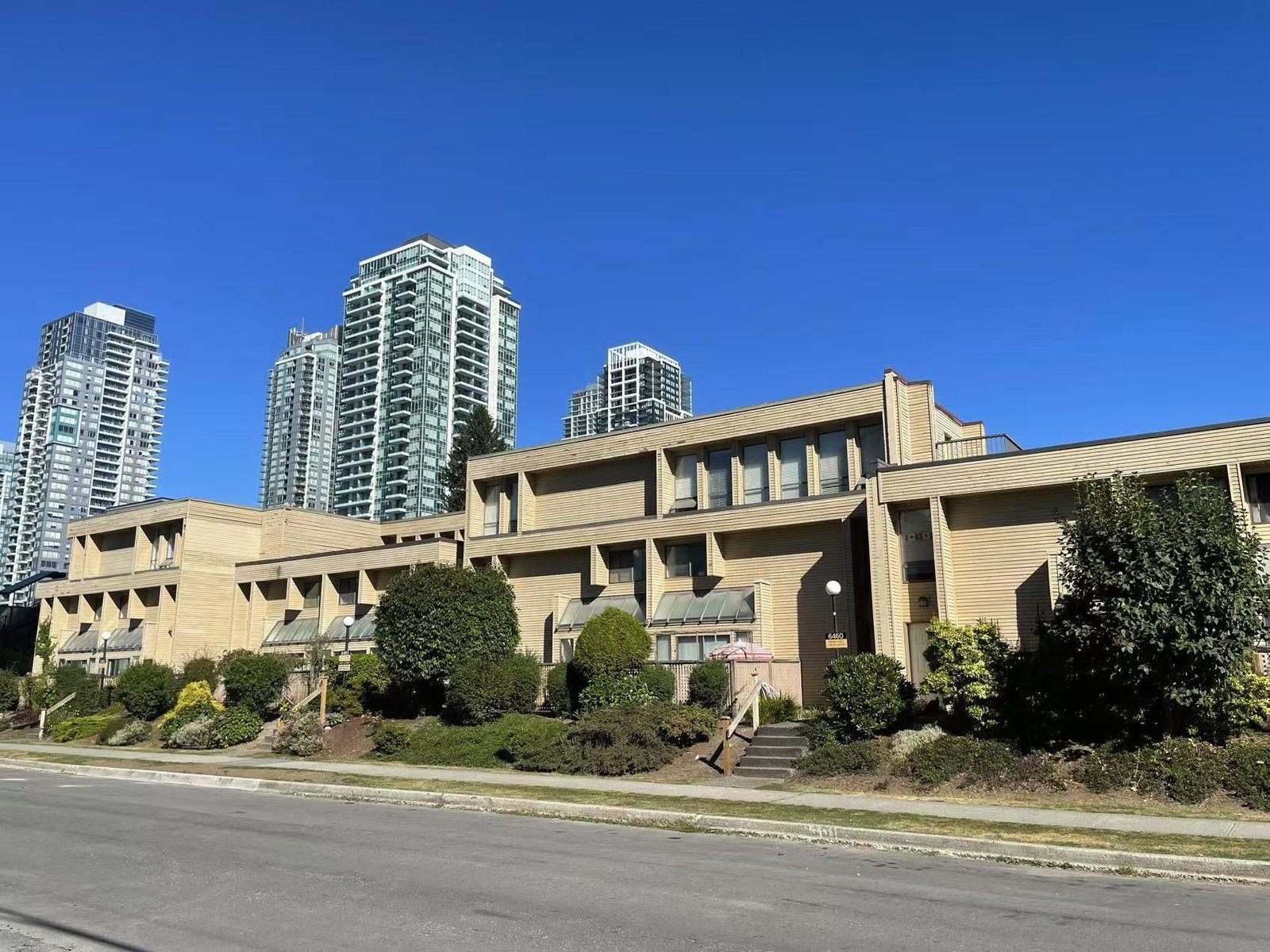 Listing Image 1