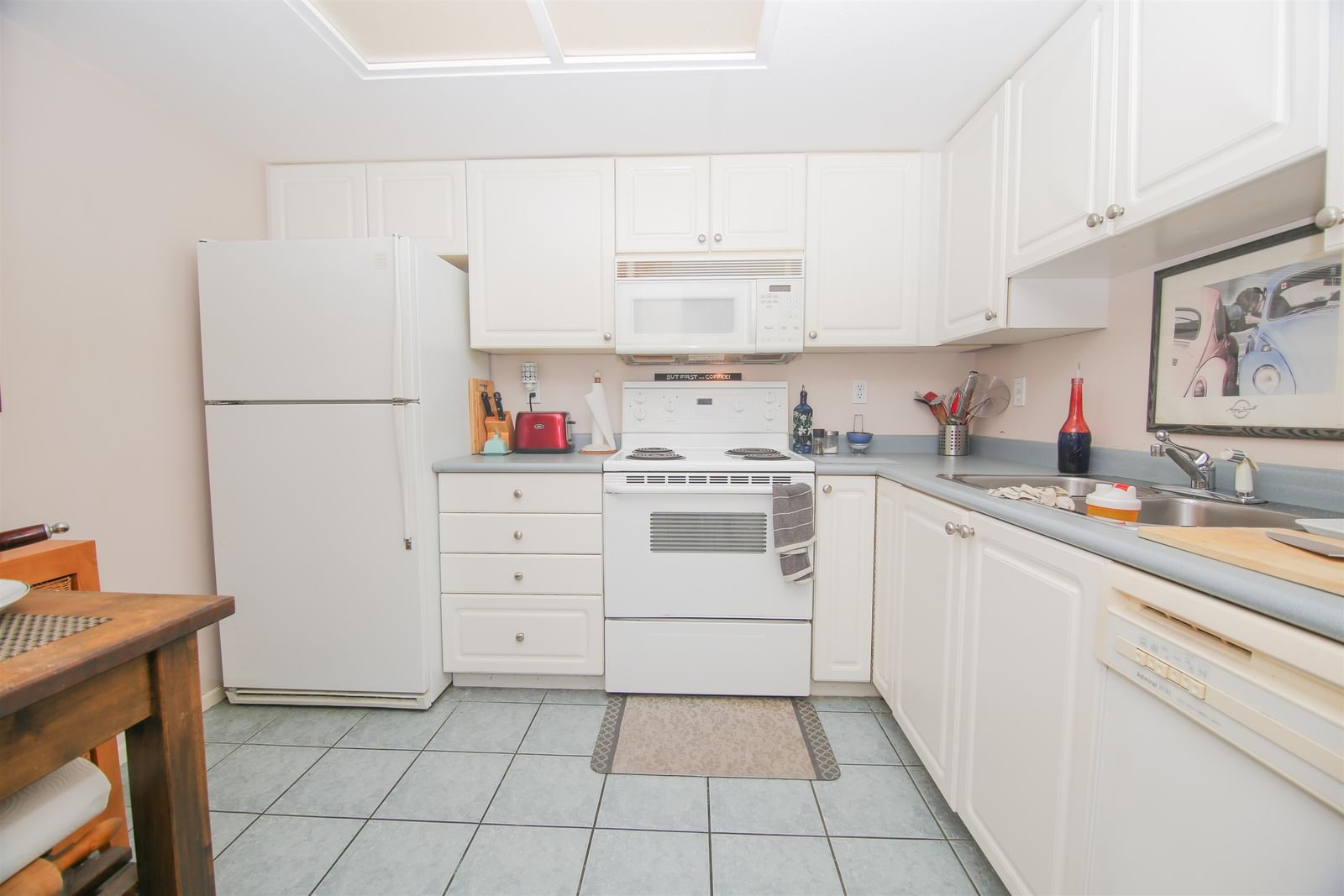 Listing Image 8