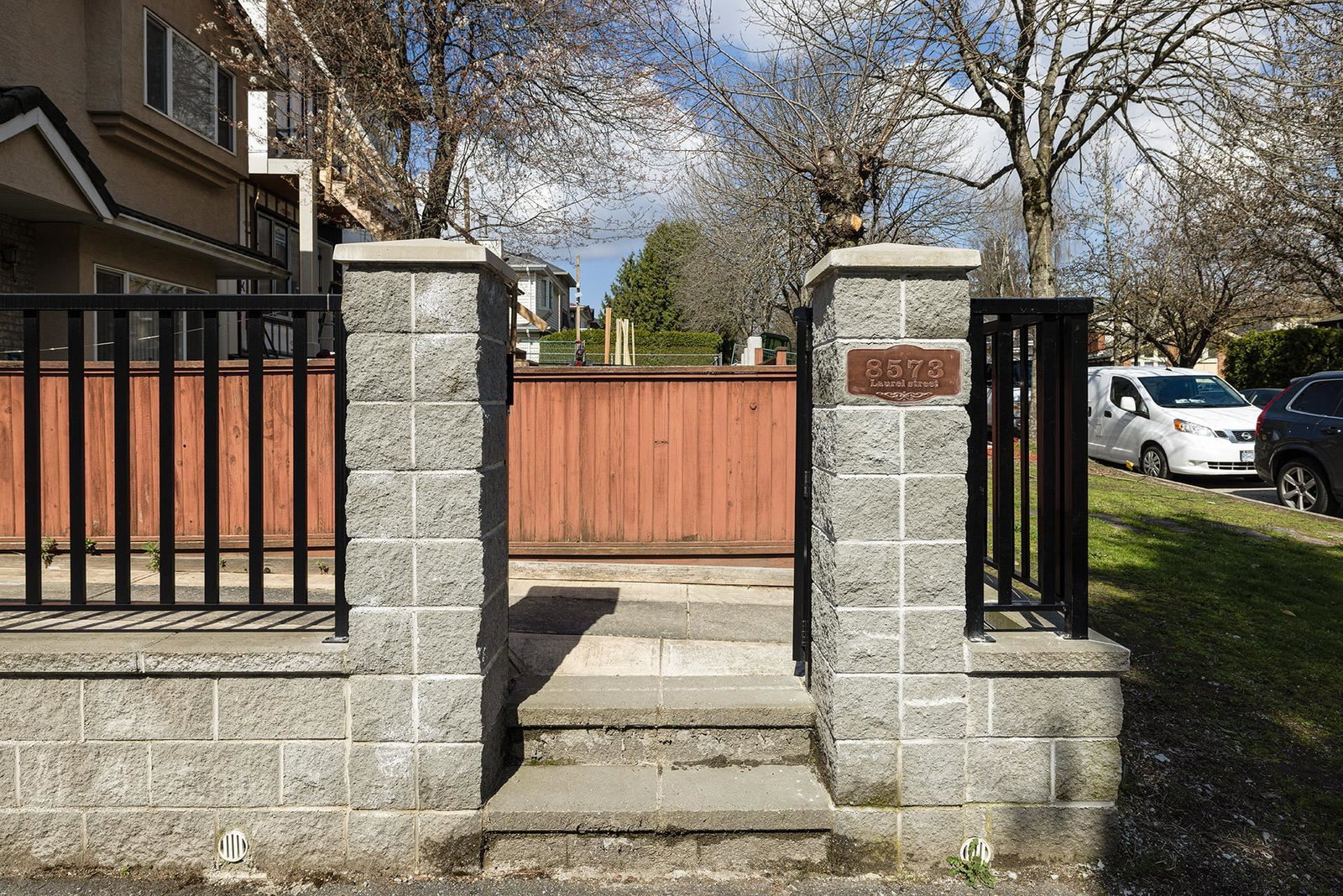 Listing Image 24