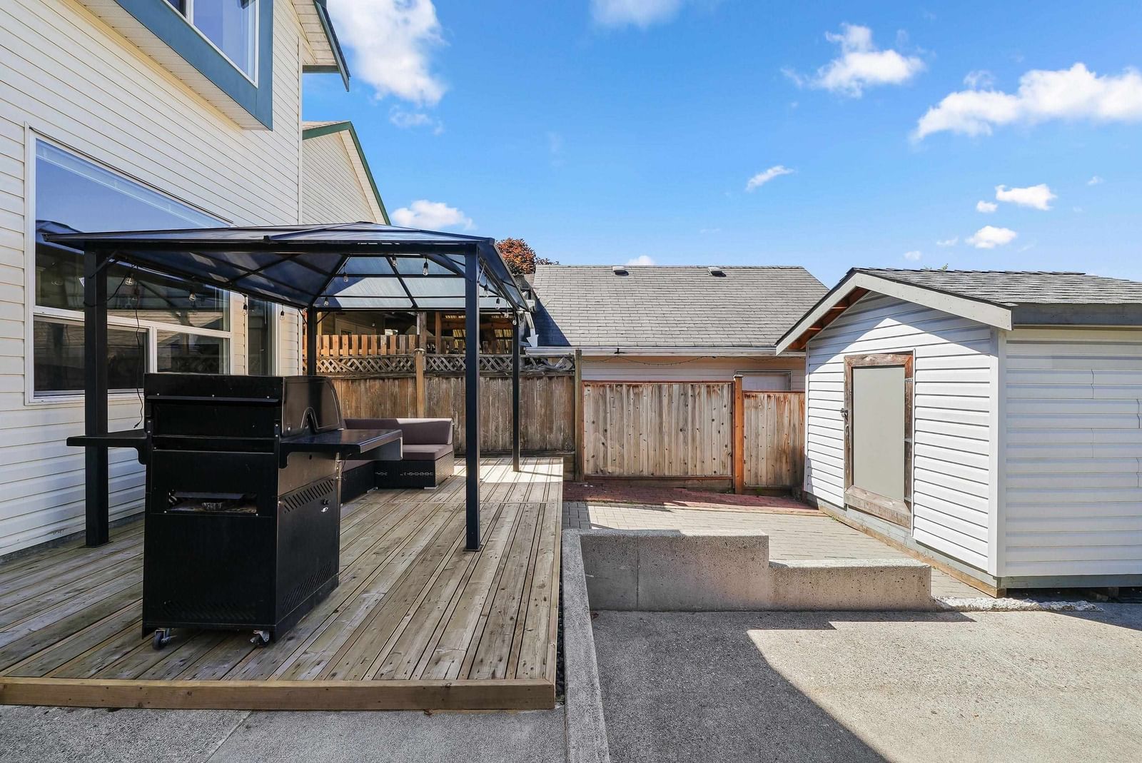 Listing Image 19
