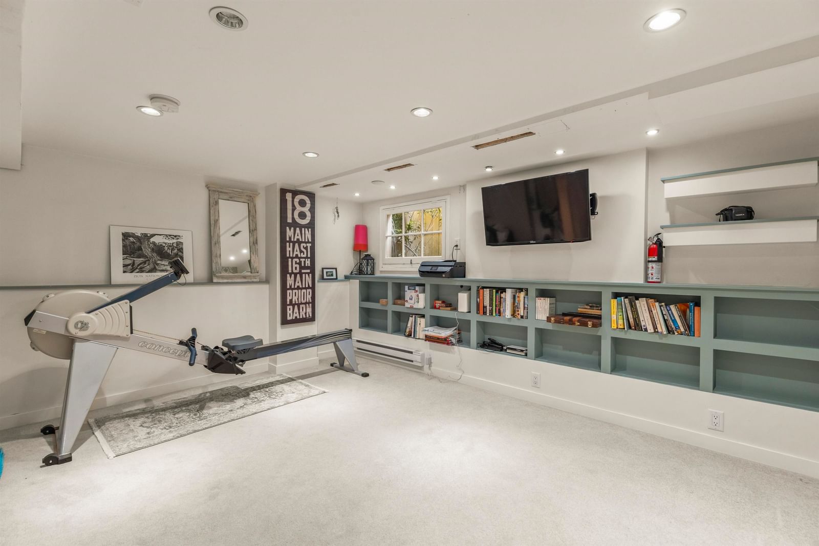 Listing Image 11