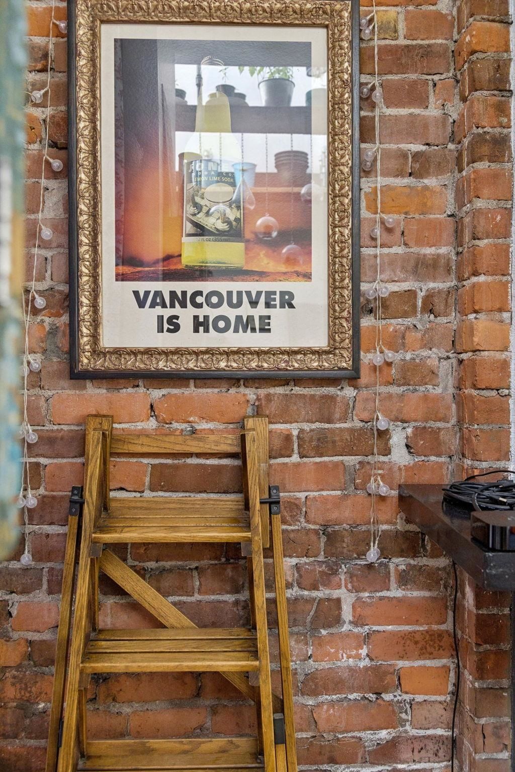 Listing Image 28