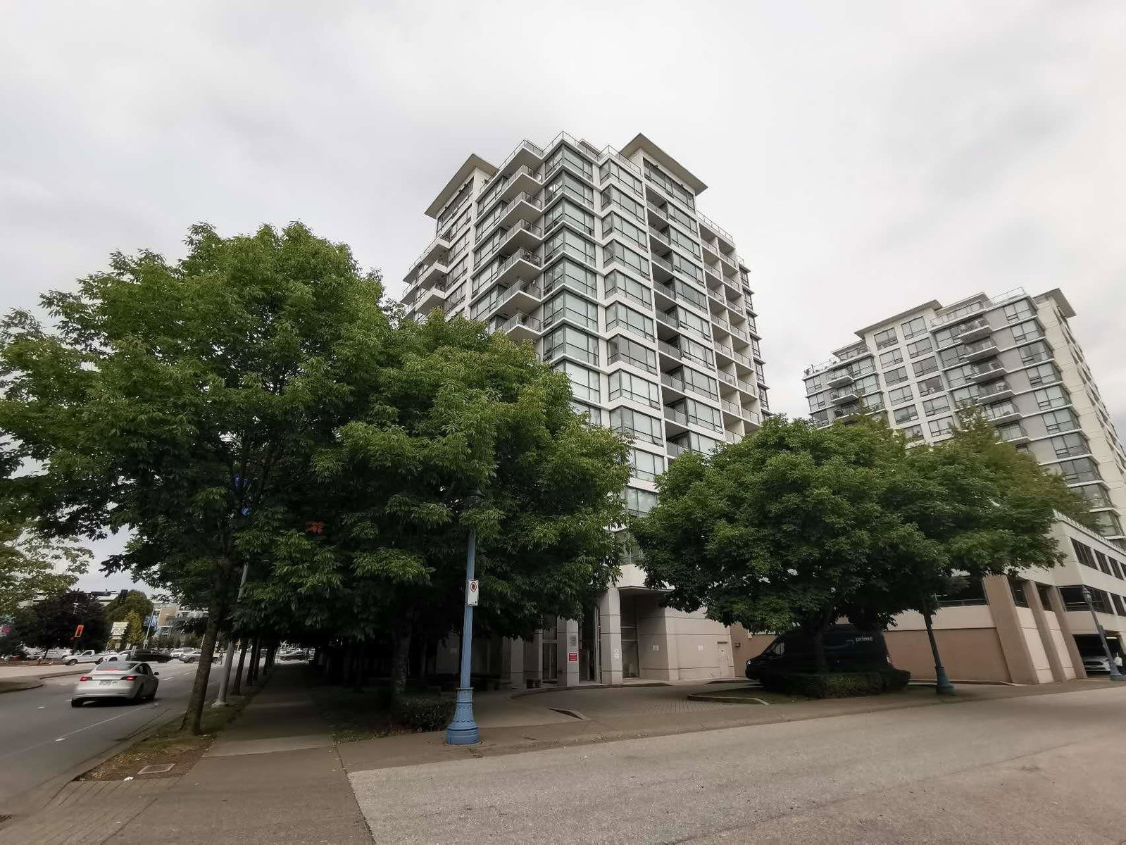 Listing Image 19