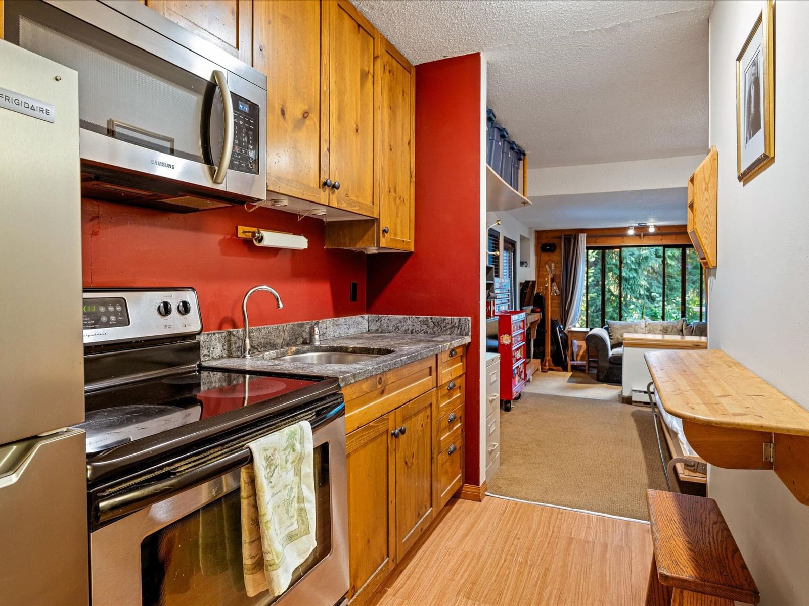 Listing Image 13