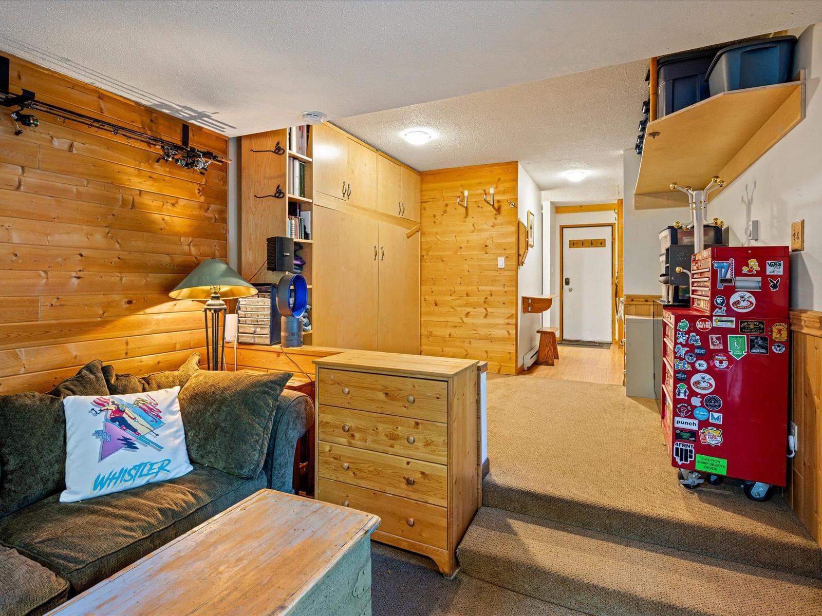 Listing Image 9