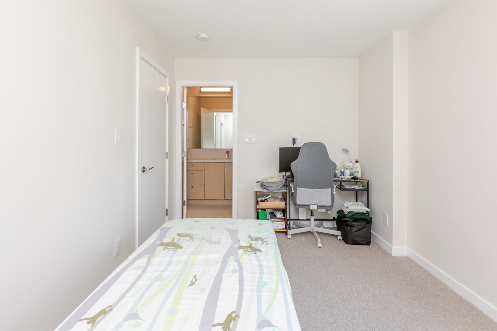 Listing Image 23