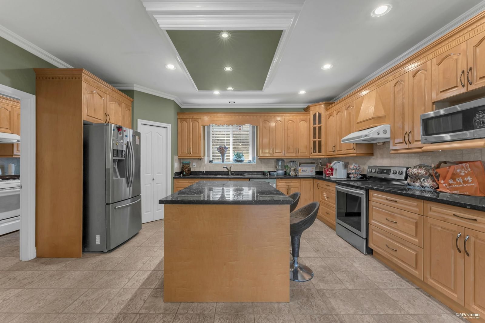 Listing Image 11