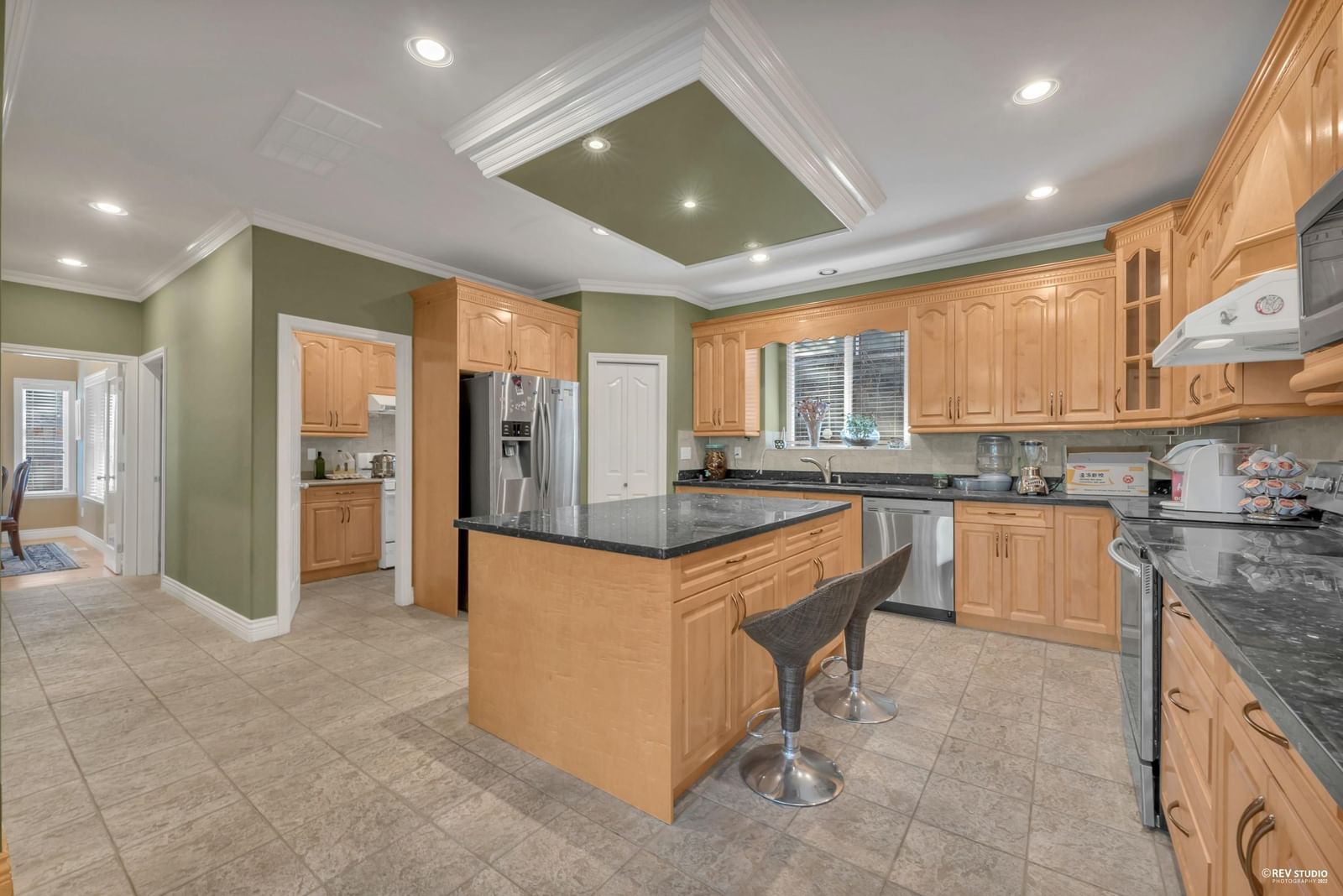Listing Image 12