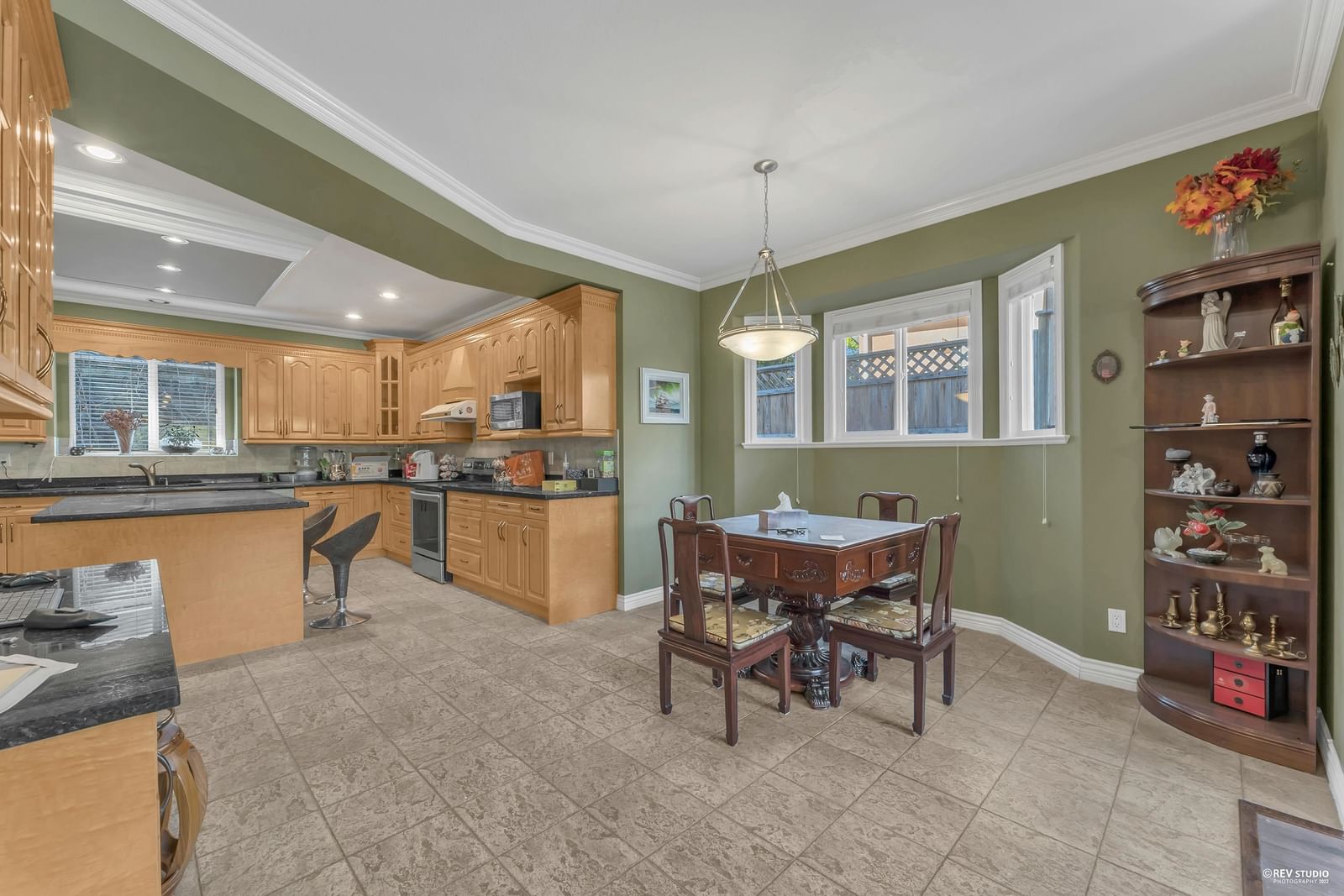 Listing Image 8