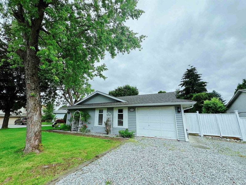 22641 Kendrick Loop, Maple Ridge, V2X 8Y9 | Image 2
