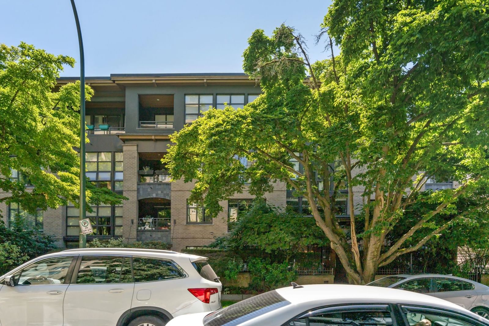 Listing Image 21