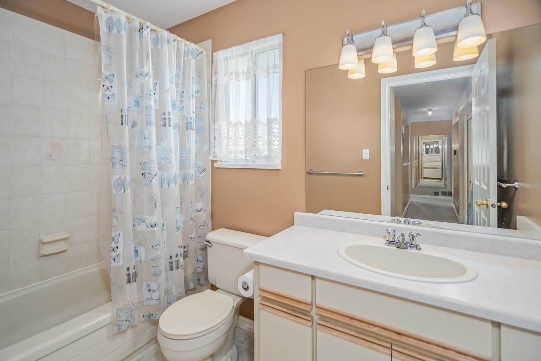 Listing Image 24