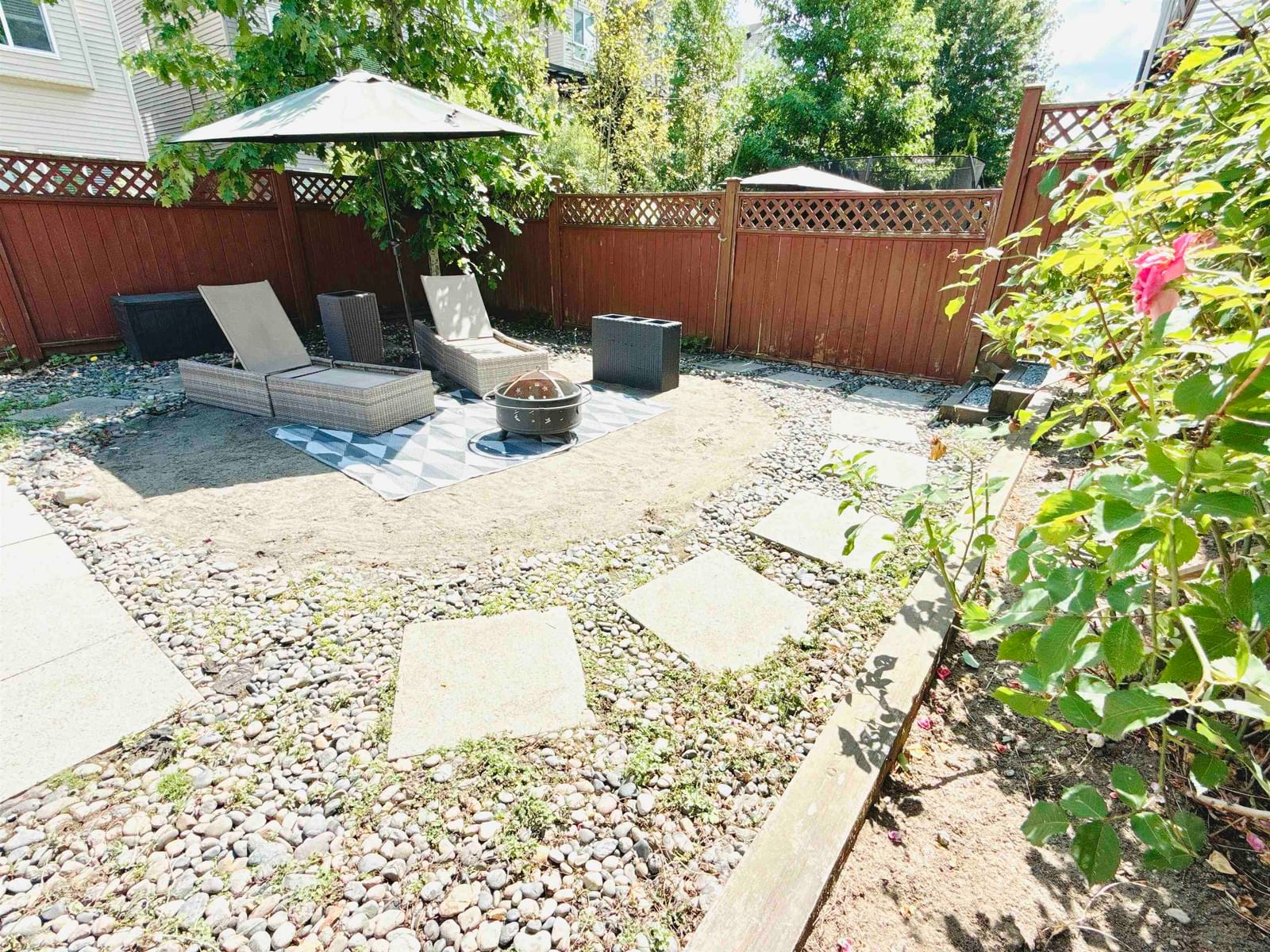 Listing Image 25
