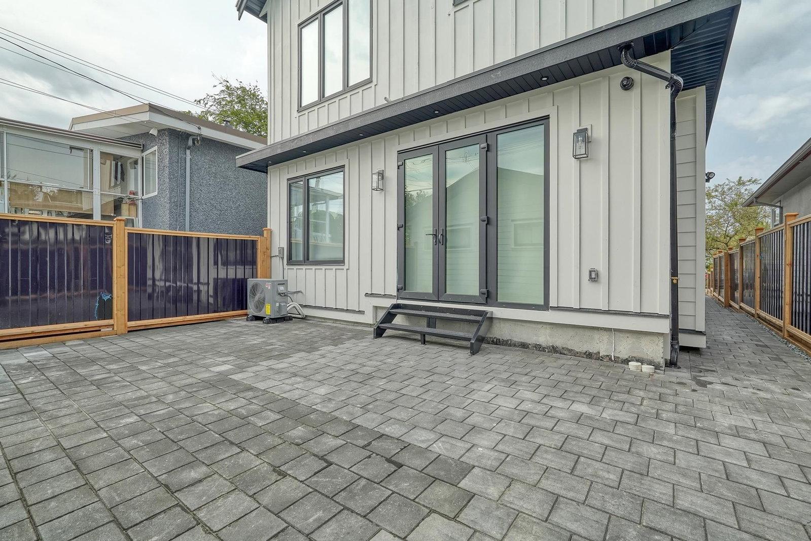 Listing Image 29