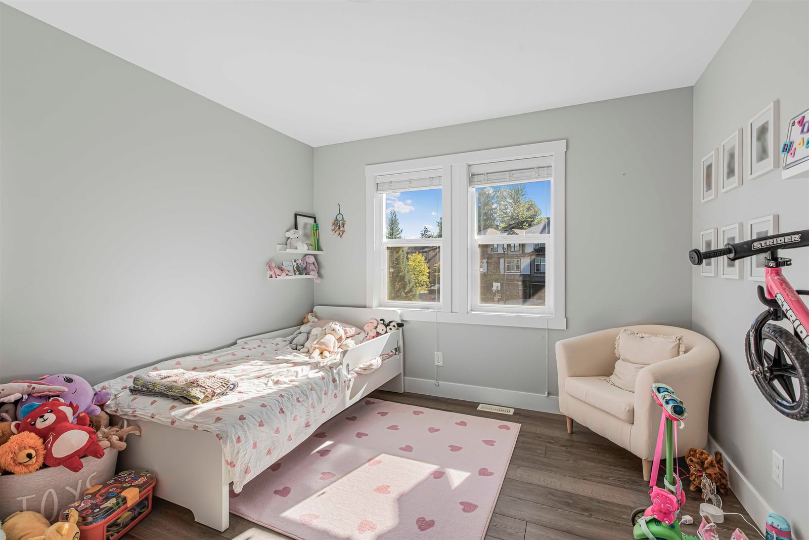 Listing Image 22