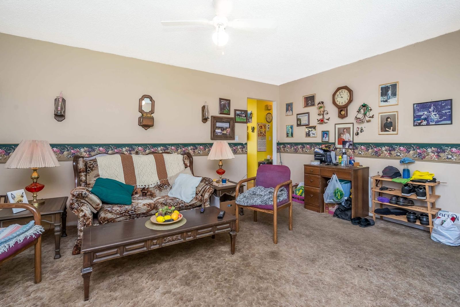 Listing Image 9