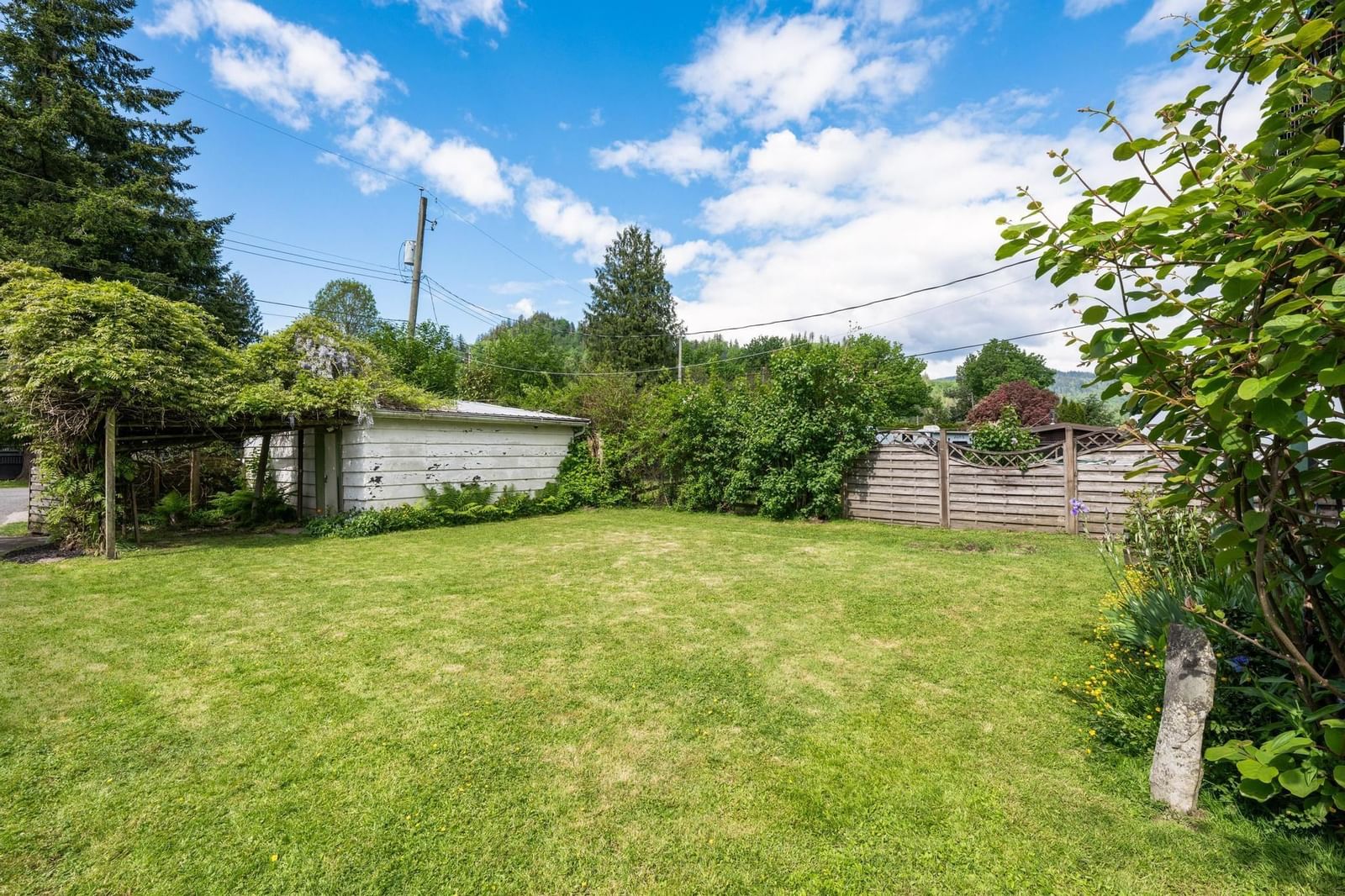 Listing Image 40