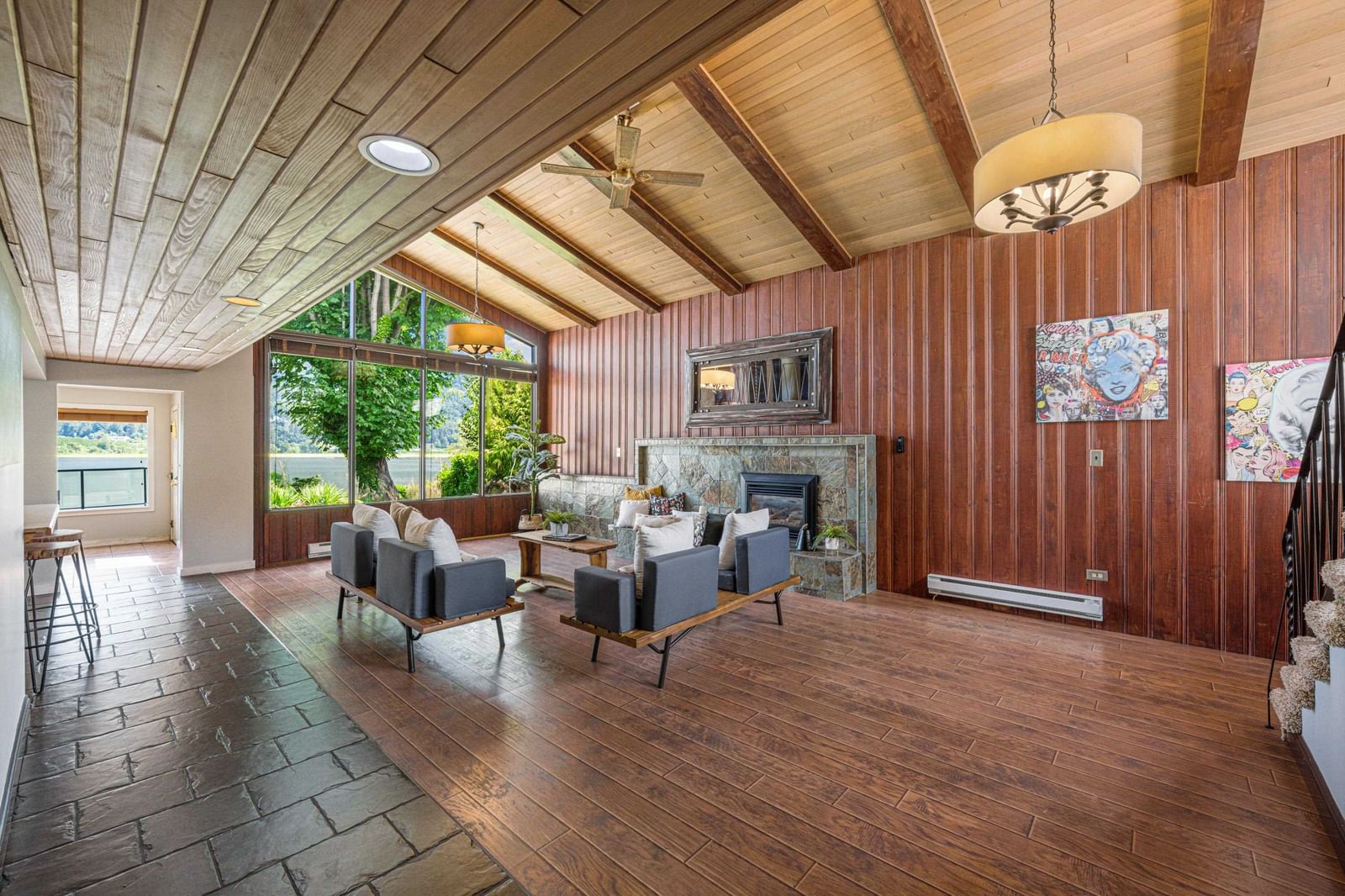 Listing Image 8